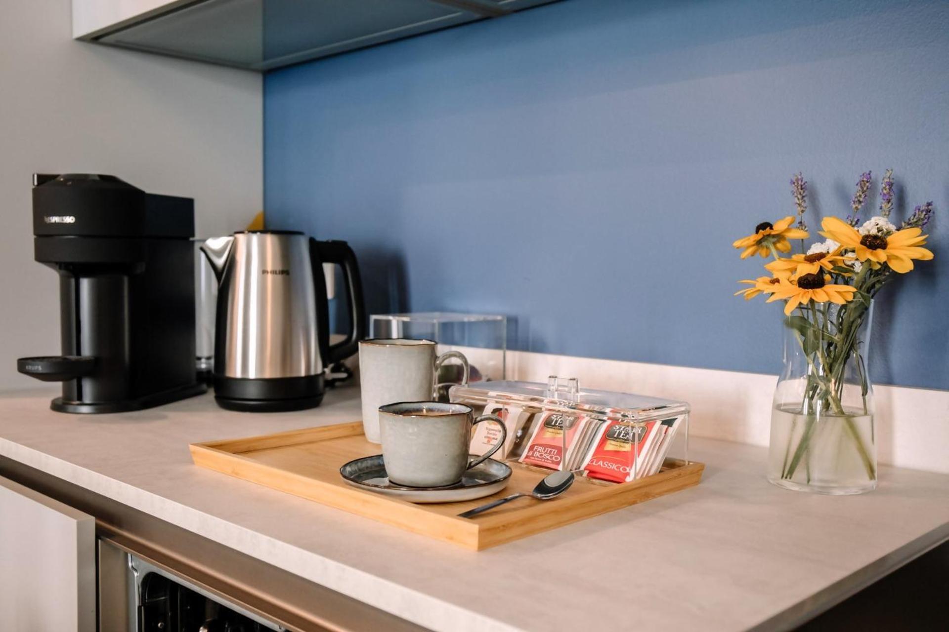 Elegant Beige Apartment - 5 Minutes From The Lake โกโม ภายนอก รูปภาพ